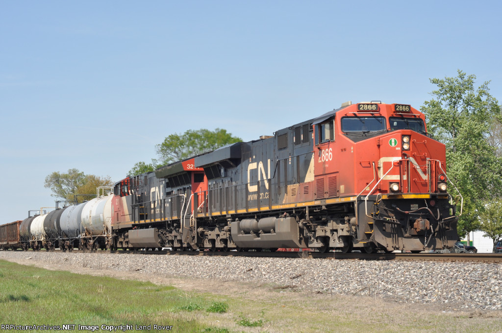 CN 2866 East